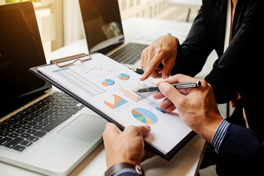 O que as notas explicativas revelam sobre o estágio de adaptação à RT nas empresas listadas